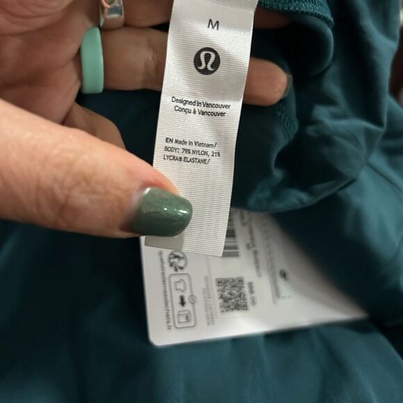 Lululemon Wundermost Ultra-Soft Nulu Turtleneck Bodysuit
Storm Teal - Picture 7 of 15